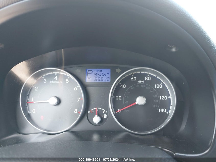 2010 Hyundai Accent Gls VIN: KMHCN4AC5AU460310 Lot: 39946201