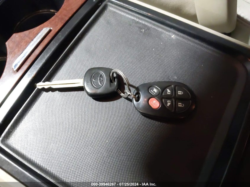 2012 Toyota Sienna Xle/Limited VIN: 5TDYK3DC0CS188023 Lot: 39946267