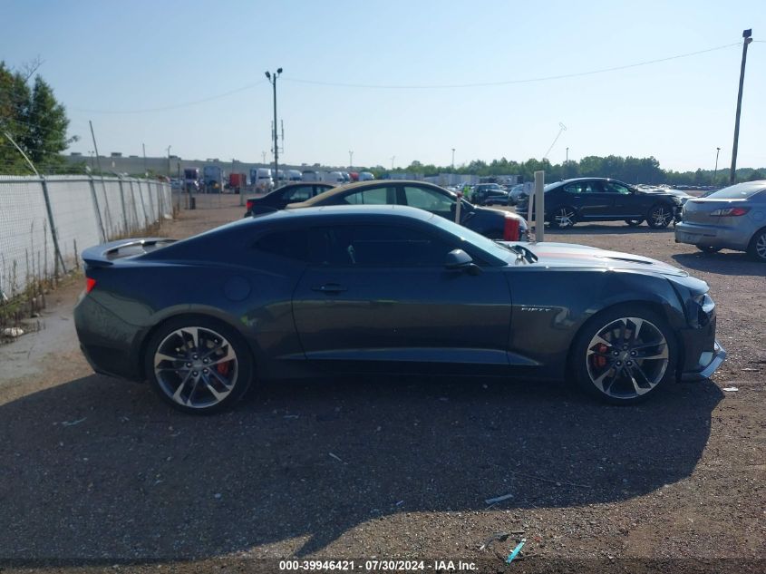 2017 Chevrolet Camaro 2Ss VIN: 1G1FH1R70H0163373 Lot: 39946421