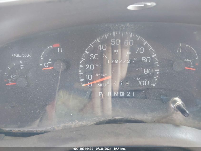 1997 Ford F-150 Standard/Xl/Xlt VIN: 1FTDF1727VNC97484 Lot: 39946439