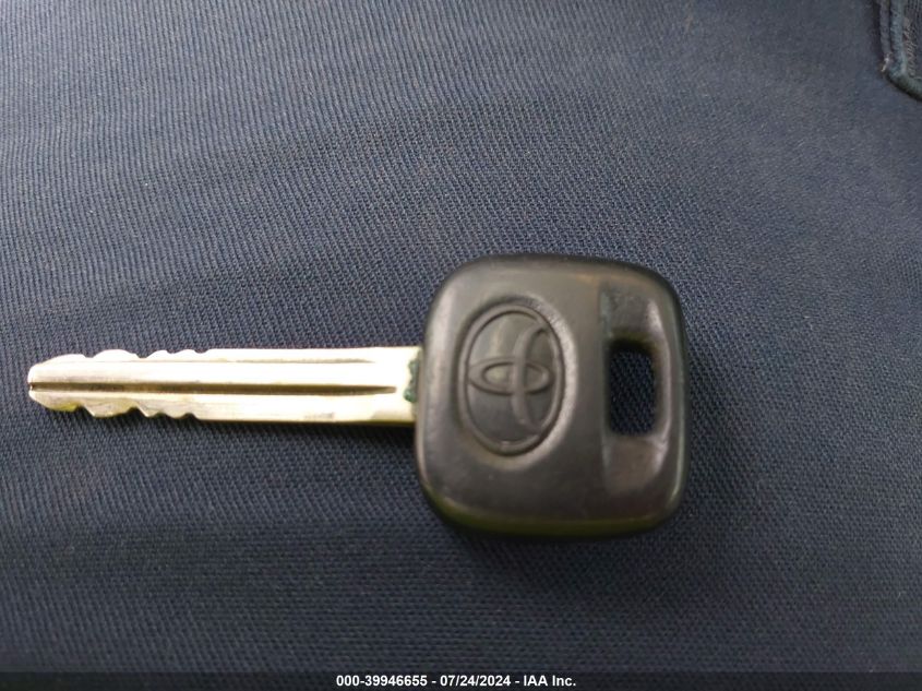 2003 Toyota Camry Le/Se/Xle VIN: 4T1BE32K53U642295 Lot: 39946655