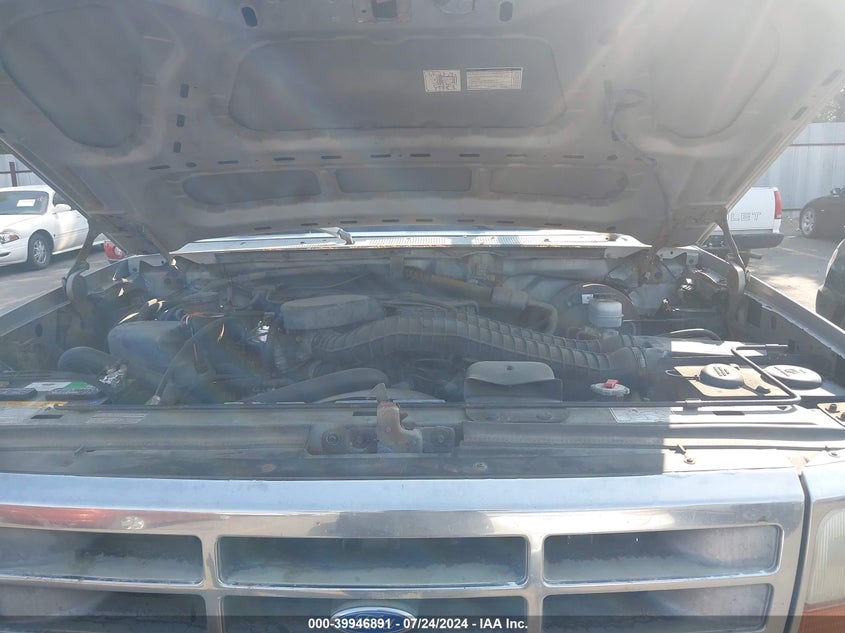 1993 Ford F250 VIN: 2FTHF26H6PCA42167 Lot: 39946891