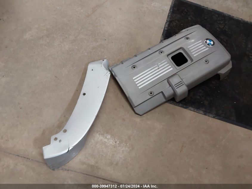 2006 BMW 330I VIN: WBAVB33526AZ86009 Lot: 39947312