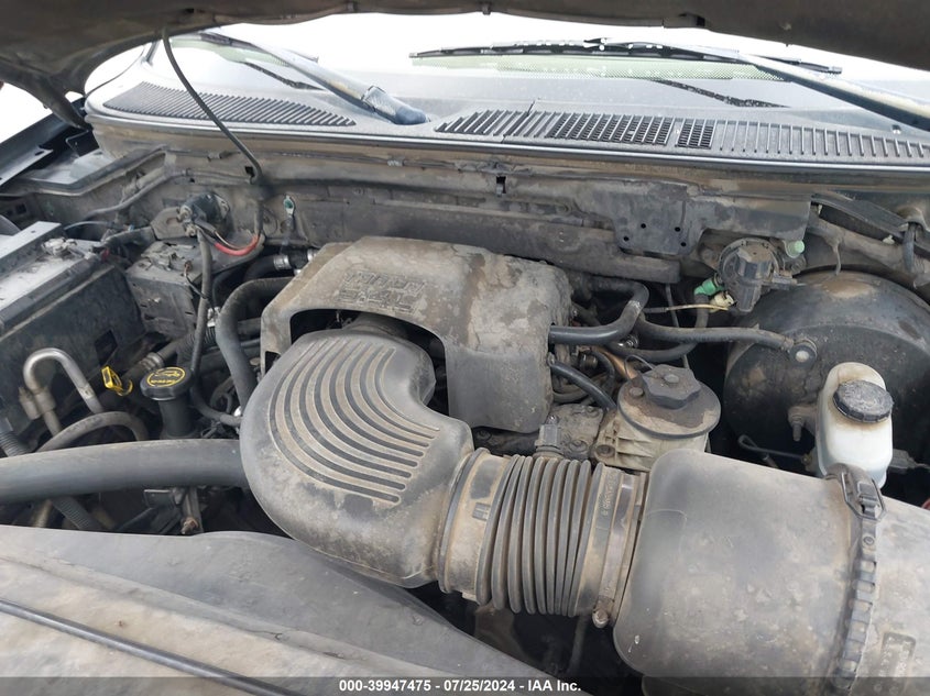 2002 Ford Expedition Eddie Bauer VIN: 1FMRU17L92LA52483 Lot: 39947475