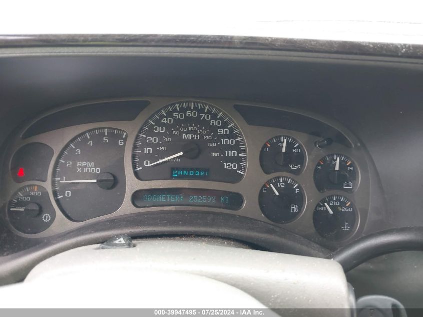 2005 GMC Yukon Denali VIN: 1GKEK63U55J102028 Lot: 39947495