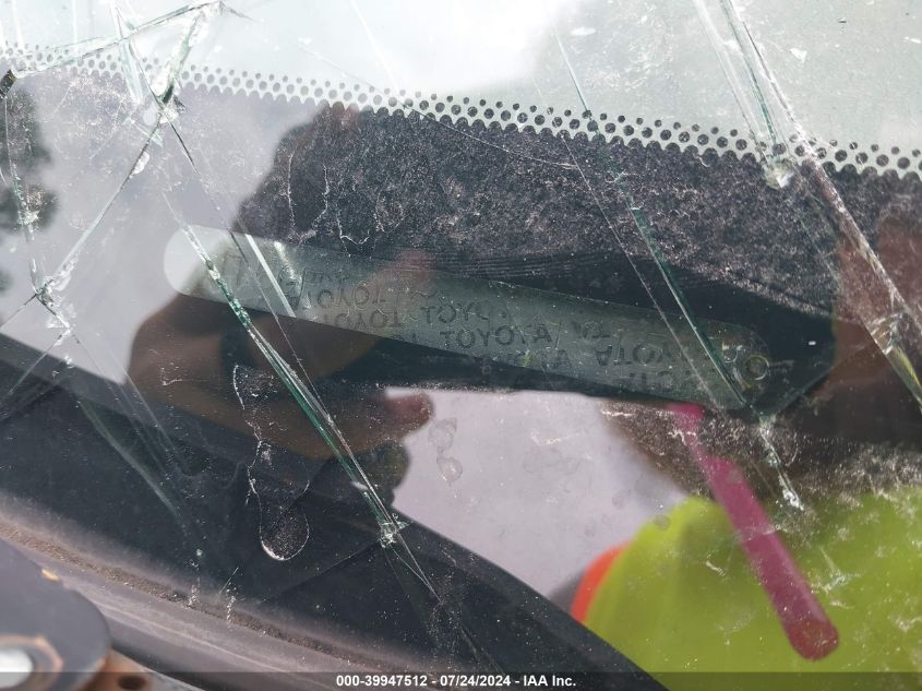 1999 Lexus Rx 300 VIN: JT6GF10U0X0041915 Lot: 39947512