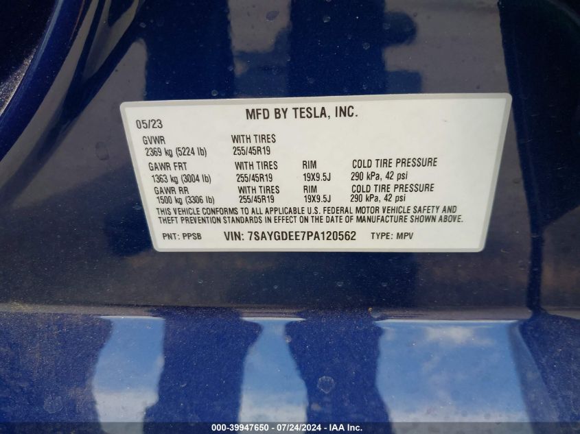 2023 Tesla Model Y Awd/Long Range Dual Motor All-Wheel Drive VIN: 7SAYGDEE7PA120562 Lot: 39947650