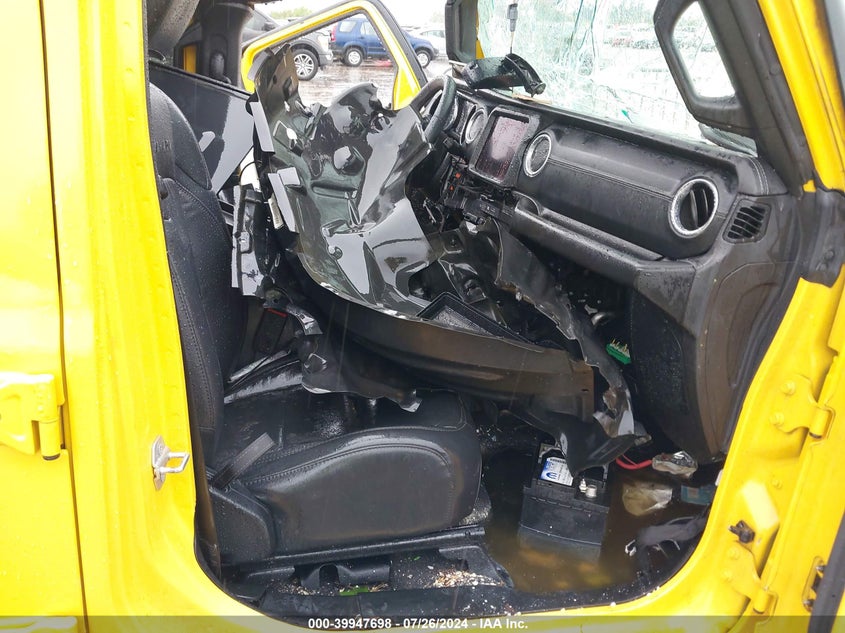 2021 JEEP WRANGLER UNLIMITED SAHARA - 1C4HJXEN9MW505664