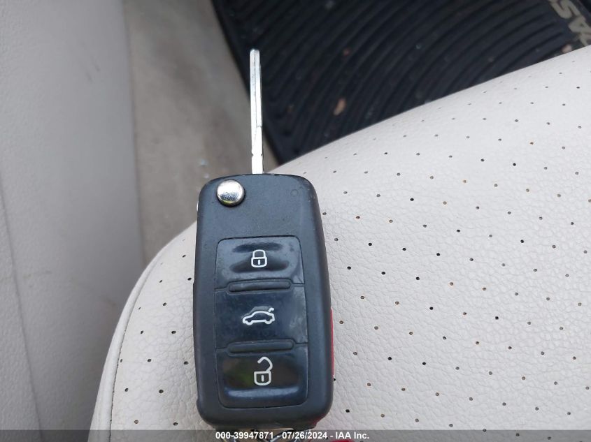 2012 Volkswagen Passat Se VIN: 1VWBP7A39CC009950 Lot: 39947871