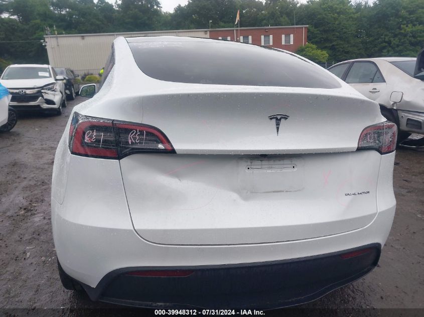 2023 Tesla Model Y Awd/Long Range Dual Motor All-Wheel Drive VIN: 7SAYGDEE2PA188882 Lot: 39948312