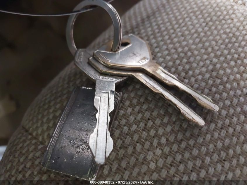 1996 Jeep Cherokee Country VIN: 1J4FT78S9TL110073 Lot: 39948352