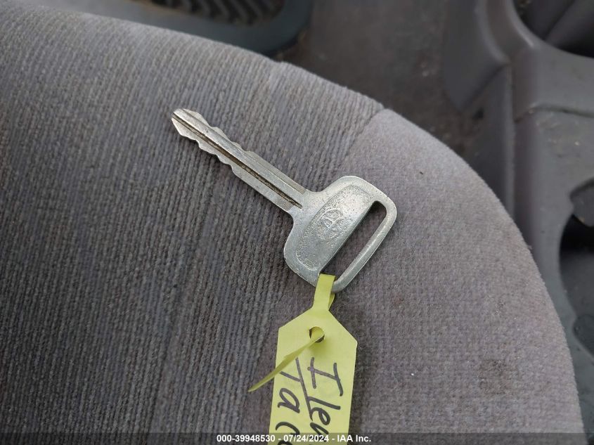 2004 Toyota Tacoma Xtracab VIN: 5TEWN72NX4Z333860 Lot: 39948530