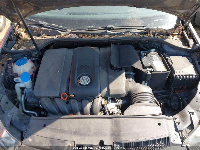 2011 Volkswagen Golf 2.5L 2-Door VIN: WVWBB7AJ2BW100202 Lot: 39948706