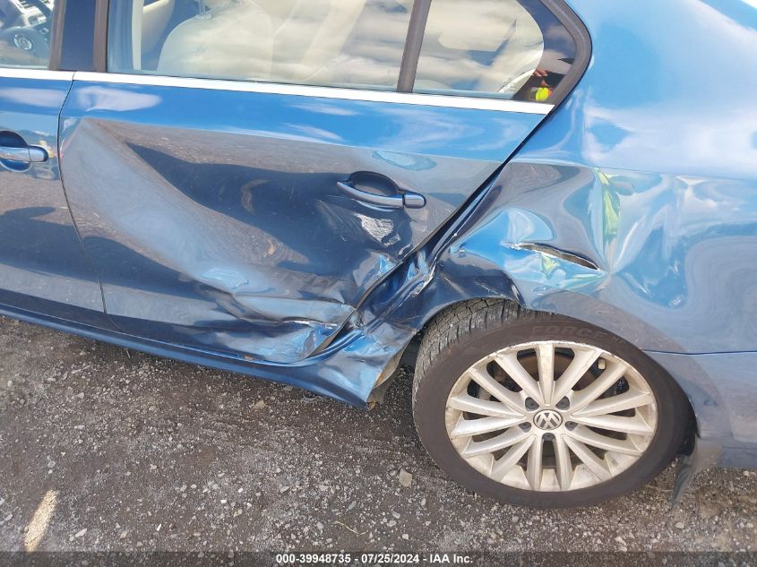 2016 Volkswagen Jetta 1.8T Sel VIN: 3VWL17AJ2GM240746 Lot: 39948735