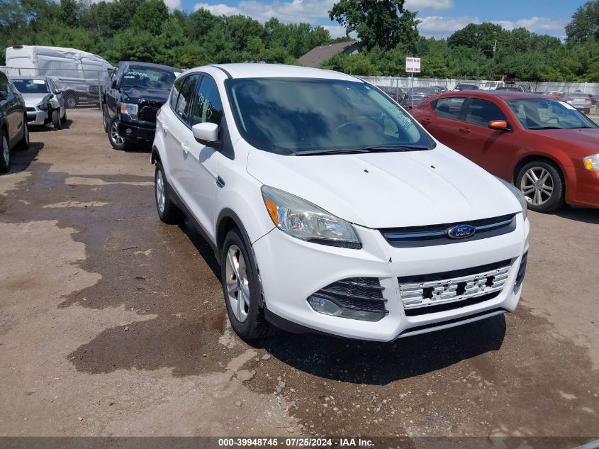 1FMCU9GX2GUC29996 2016 FORD ESCAPE - Image 1