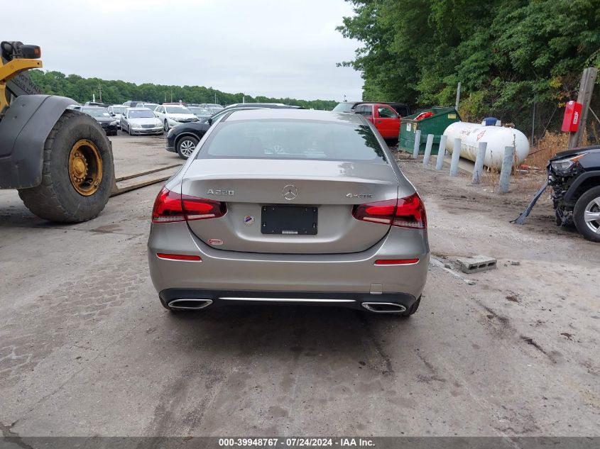 2019 Mercedes-Benz A 220 4Matic VIN: WDD3G4FB0KW018819 Lot: 39948767