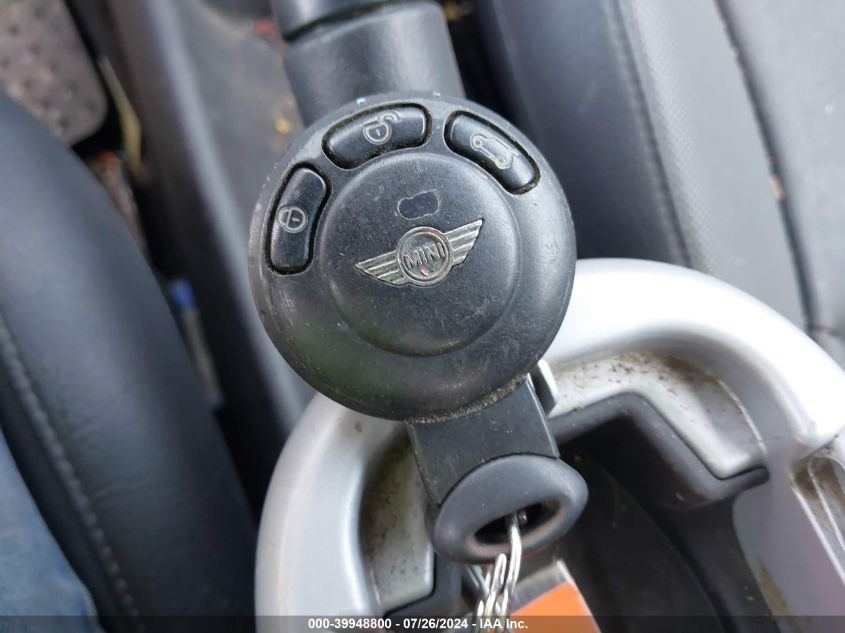 2010 Mini Cooper S VIN: WMWMS3C50ATY09273 Lot: 39948800