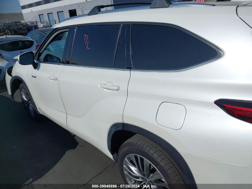 2021 Toyota Highlander Hybrid Platinum VIN: 5TDEBRCH4MS027775 Lot: 39948896