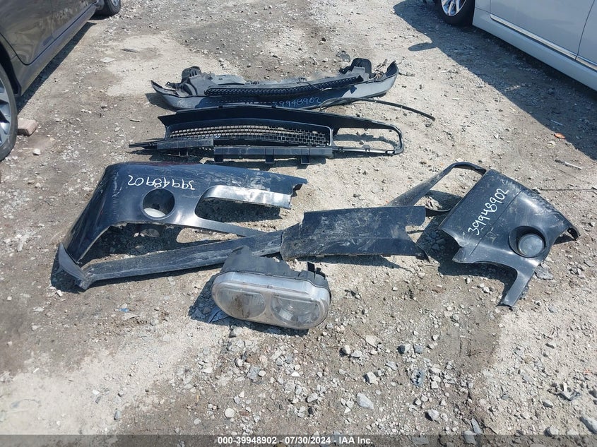 2014 Dodge Challenger R/T VIN: 2C3CDYBT3EH176815 Lot: 39948902