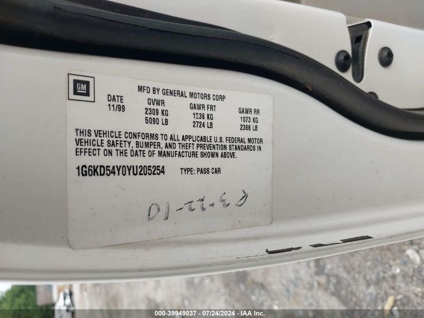 2000 Cadillac Deville Standard VIN: 1G6KD54Y0YU205254 Lot: 39949037