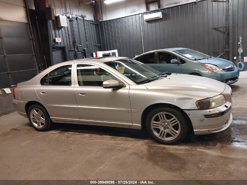 2007 Volvo S60 2.5T VIN: YV1RS592372639369 Lot: 39949098