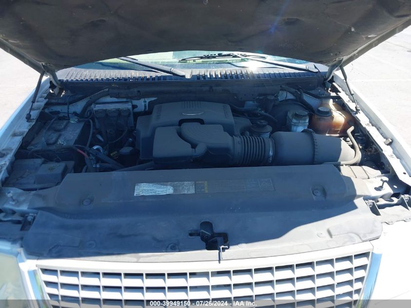 2004 Ford Expedition Eddie Bauer VIN: 1FMPU17L34LA77096 Lot: 39949150