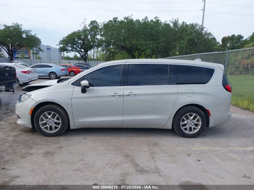 2017 Chrysler Pacifica Touring VIN: 2C4RC1DG6HR588323 Lot: 39949218