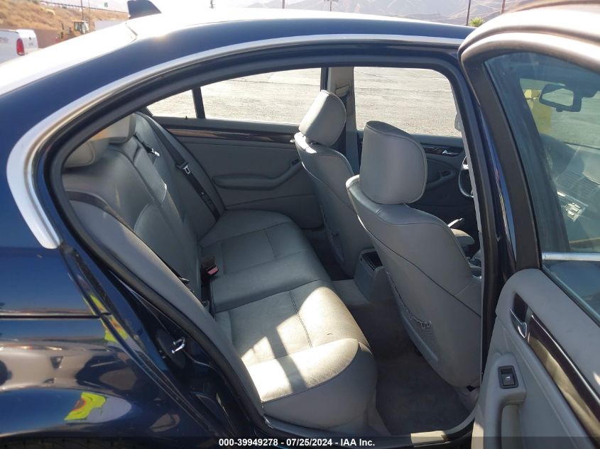 2004 BMW 330 I VIN: WBAEV53414KM36494 Lot: 39949278