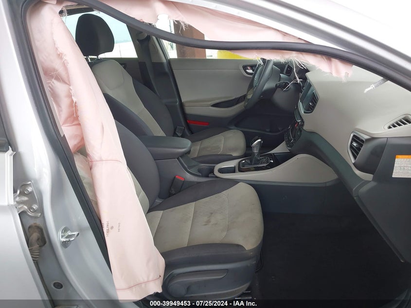 2018 Hyundai Ioniq Hybrid Blue VIN: KMHC65LC0JU060641 Lot: 39949453