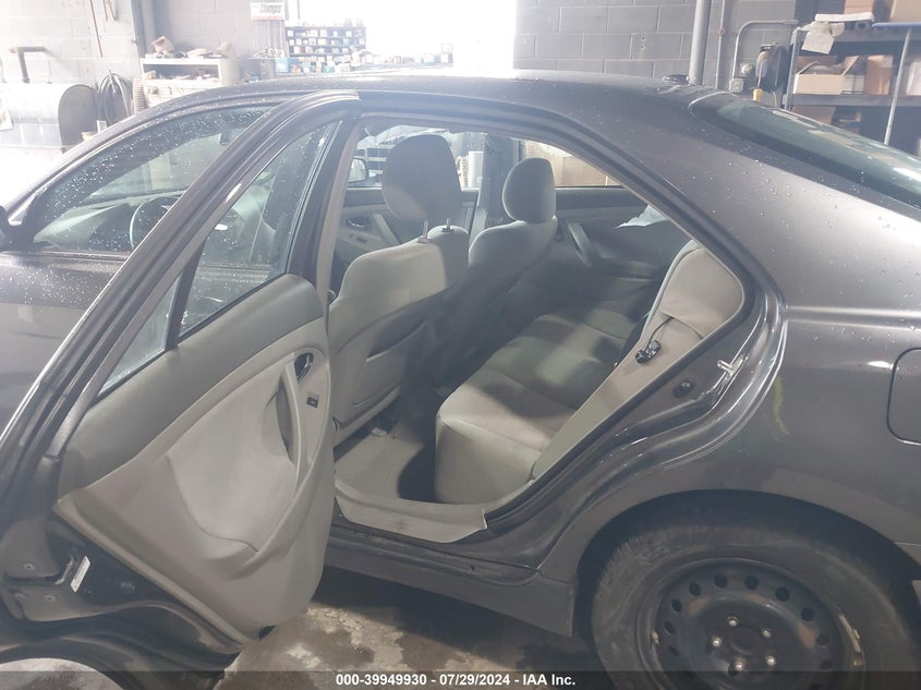 2010 Toyota Camry Le VIN: 4T4BF3EK5AR083620 Lot: 39949930