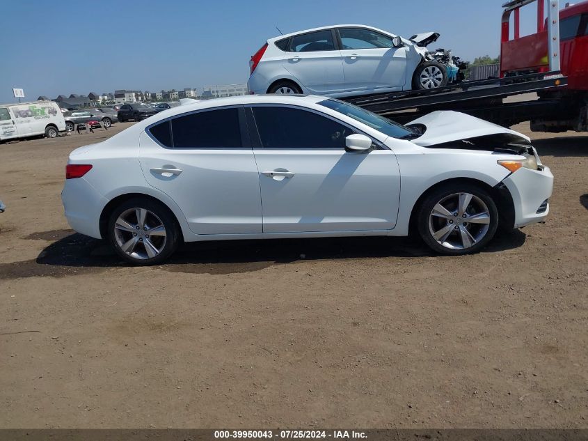 2013 Acura Ilx 2.0L VIN: 19VDE1F76DE013774 Lot: 39950043