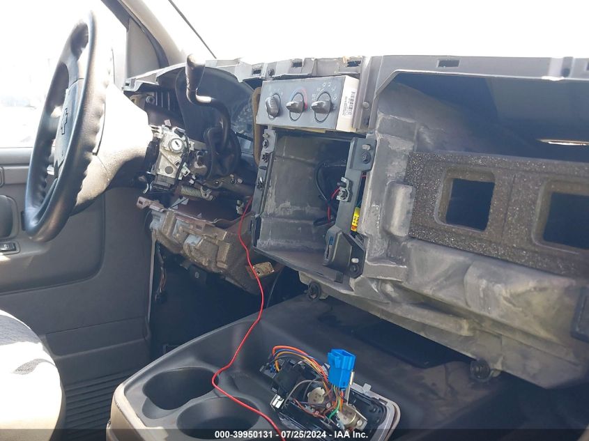 2005 Chevrolet Express VIN: 1GAHG39U151229027 Lot: 39950131