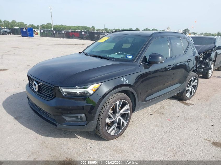 2021 Volvo Xc40 T5 R-Design VIN: YV4162UM7M2567180 Lot: 39950144