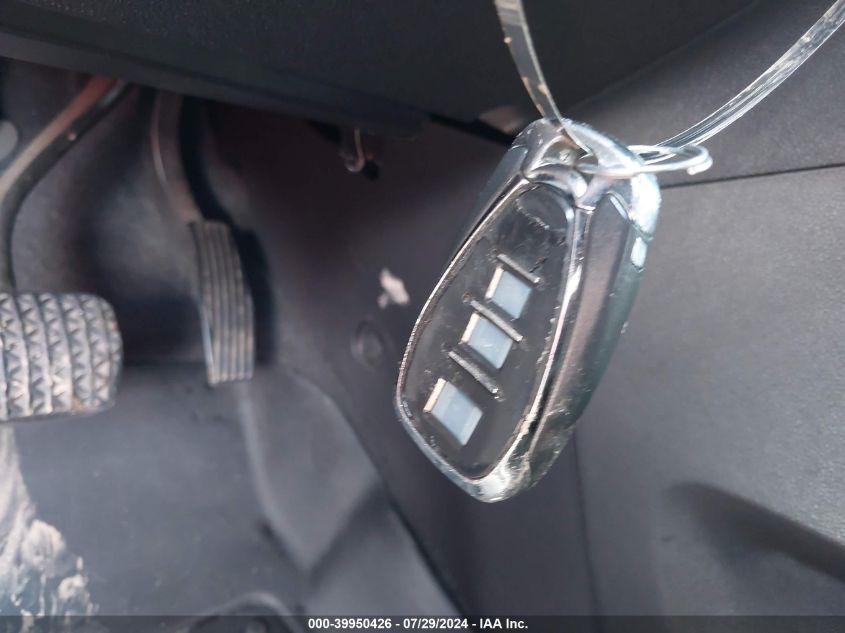 2018 Chevrolet Trax Lt VIN: 3GNCJLSB2JL328607 Lot: 39950426