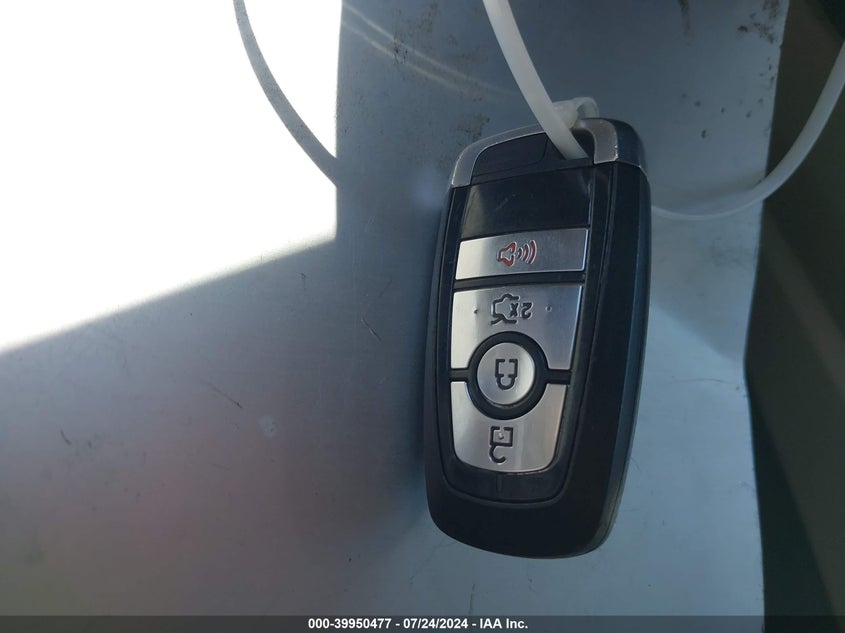 2018 Ford Fusion Se VIN: 3FA6P0HD2JR198004 Lot: 39950477