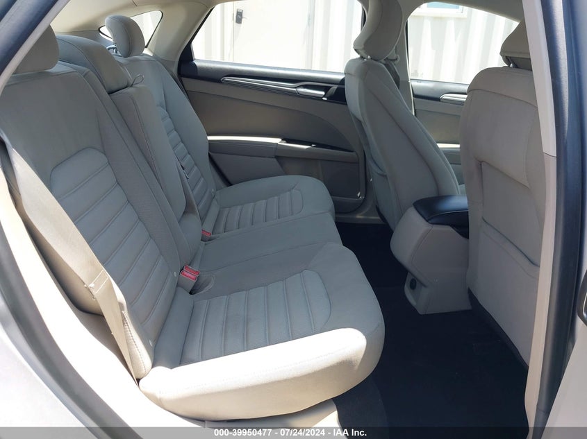 2018 Ford Fusion Se VIN: 3FA6P0HD2JR198004 Lot: 39950477