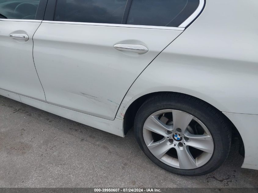 2012 BMW 528I xDrive VIN: WBAXH5C54CDW02356 Lot: 39950607