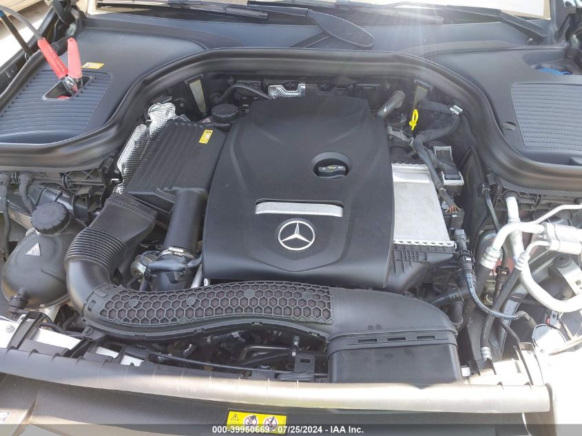 2016 MERCEDES-BENZ GLC 300 - WDC0G4JB0GF071204