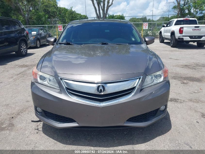 2013 Acura Ilx 2.0L VIN: 19VDE1F50DE015891 Lot: 39950742