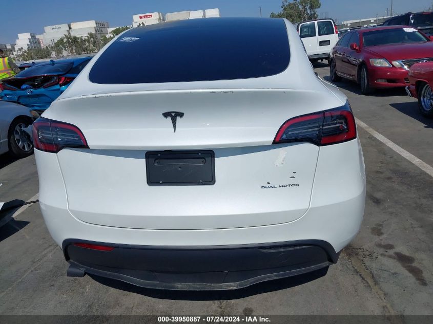 2024 Tesla Model Y Long Range Dual Motor All-Wheel Drive VIN: 7SAYGDEE8RF031251 Lot: 39950887