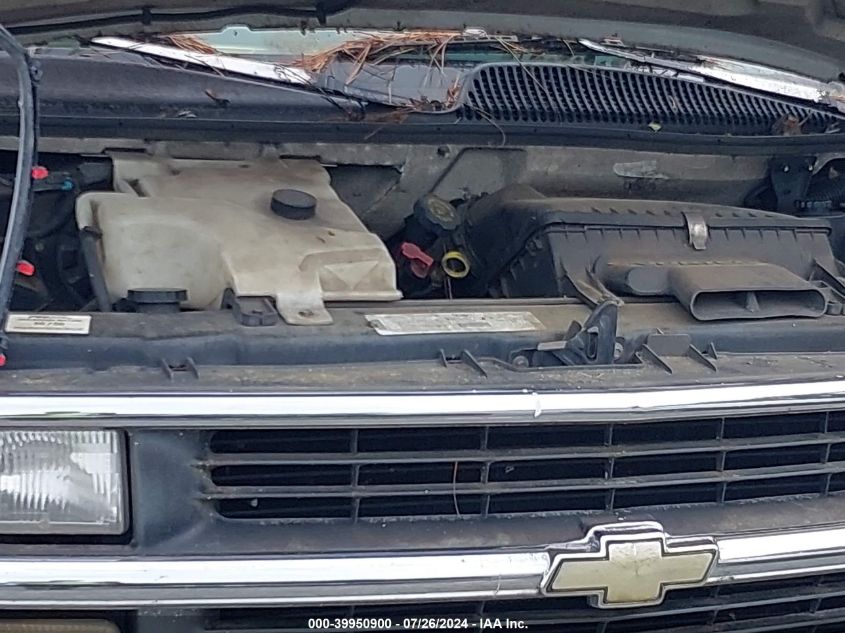 1999 Chevrolet Express G1500 VIN: 1GBFG15R7X1071661 Lot: 39950900