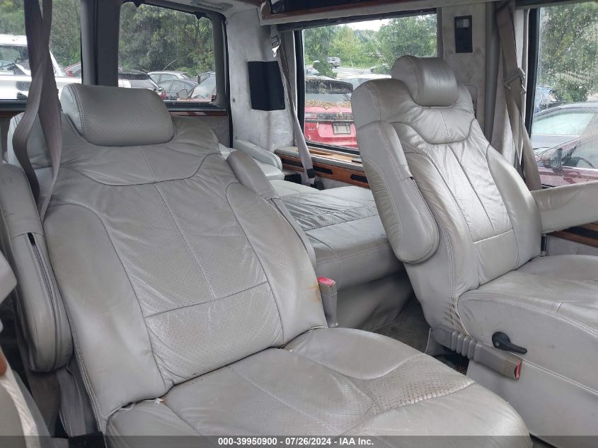 1999 Chevrolet Express G1500 VIN: 1GBFG15R7X1071661 Lot: 39950900