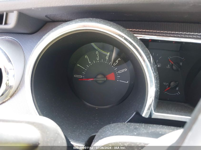 2008 Ford Mustang V6 Deluxe/V6 Premium VIN: 1ZVHT80N285103677 Lot: 39951142