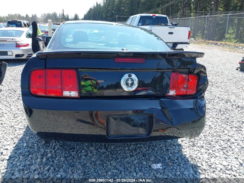 2008 Ford Mustang V6 Deluxe/V6 Premium VIN: 1ZVHT80N285103677 Lot: 39951142