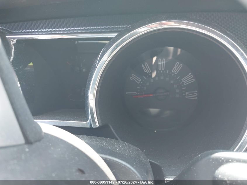 2008 Ford Mustang V6 Deluxe/V6 Premium VIN: 1ZVHT80N285103677 Lot: 39951142