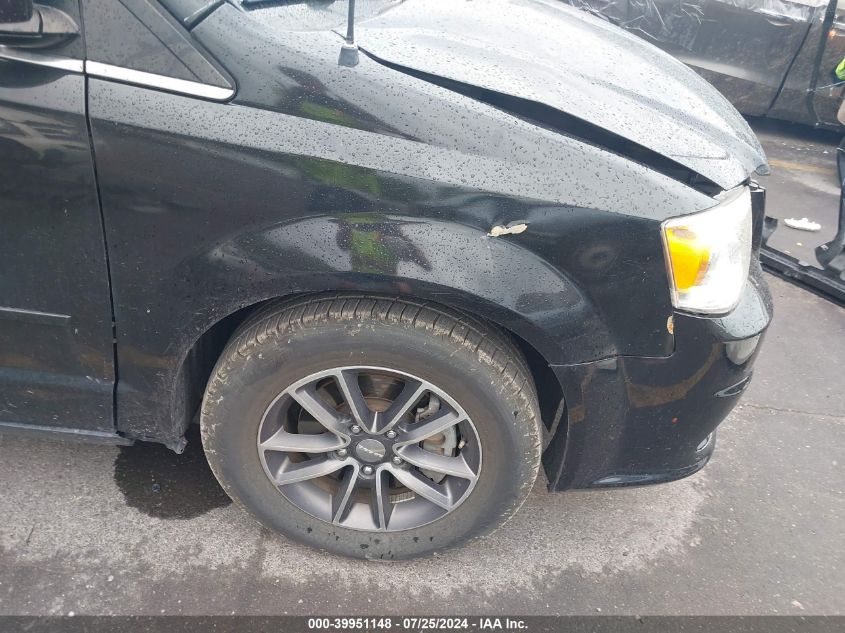 2017 Dodge Grand Caravan Sxt VIN: 2C4RDGCG5HR853024 Lot: 39951148