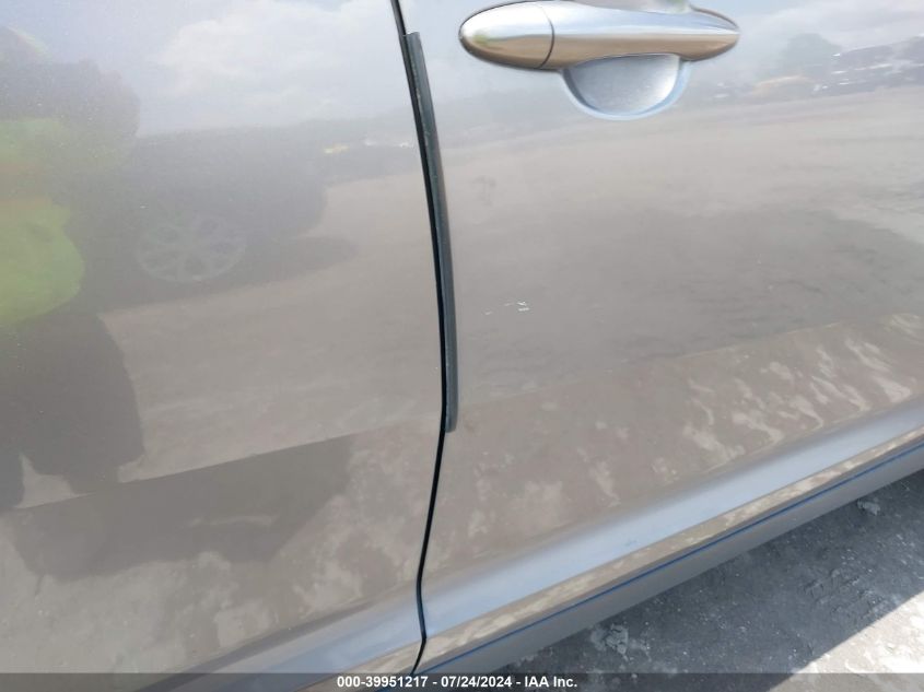 2013 Kia Sportage Lx VIN: KNDPB3A29D7379703 Lot: 39951217