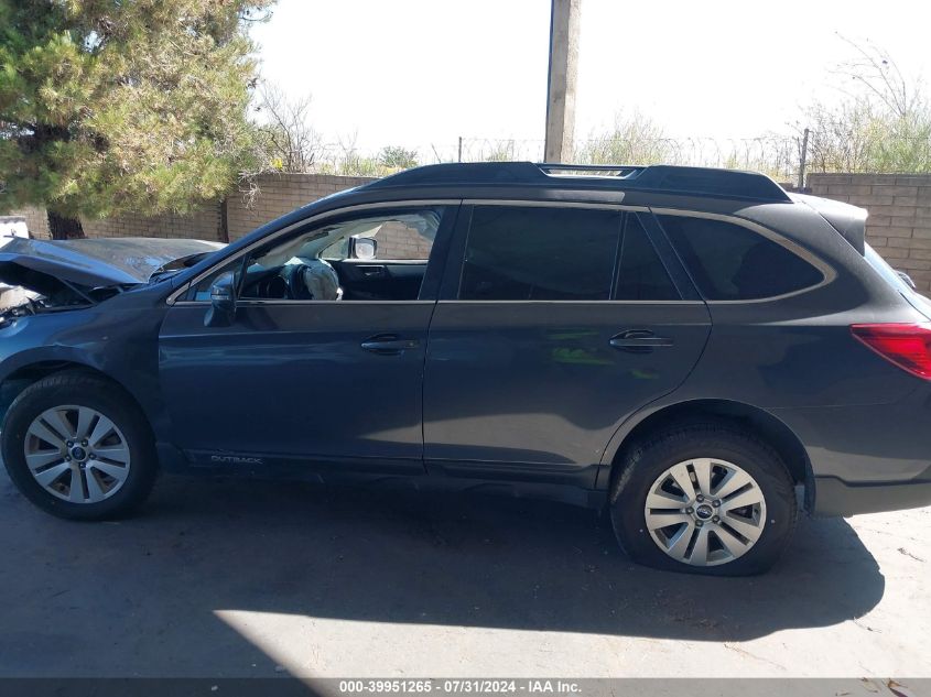 2019 Subaru Outback 2.5I Premium VIN: 4S4BSAFC2K3373595 Lot: 39951265