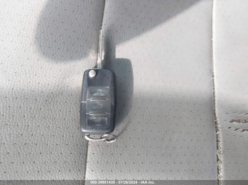 2007 Volkswagen Jetta Wolfsburg Edition VIN: 3VWEF71K07M149266 Lot: 39951435