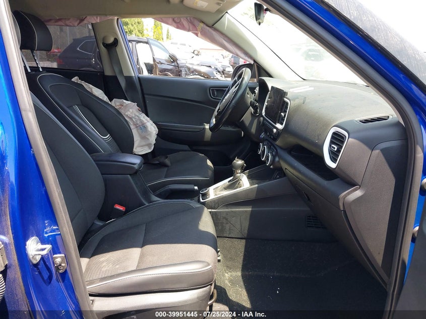 2023 HYUNDAI VENUE SEL/LIMITED - KMHRC8A31PU266373